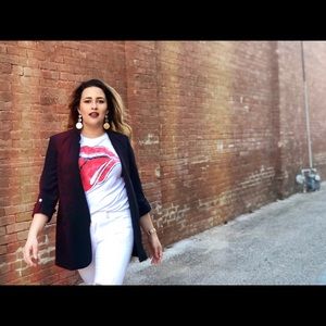 Meet your Posher, Roxana